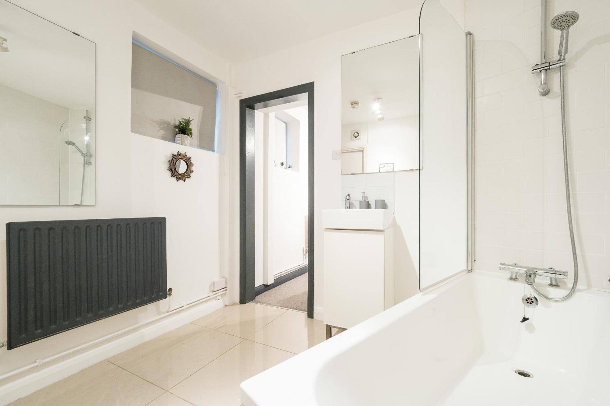 Spacious 6 Ensuite Bedroom House In Central London Exterior photo